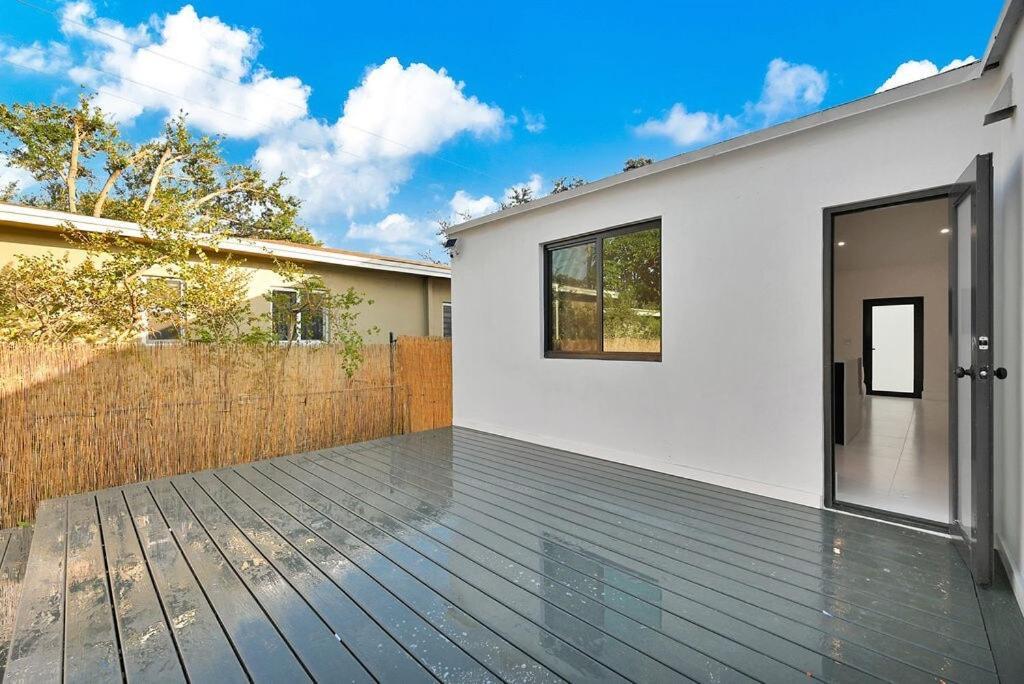 Design Place! Miami Exterior photo